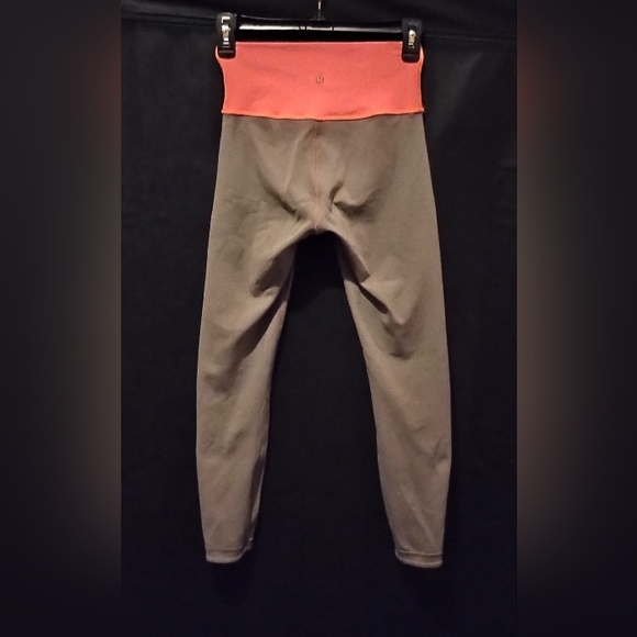 Lululemon Pink Gray High Times Pant Reversible 7/8 Leggings Yoga Workout 0 - Picture 6 of 9